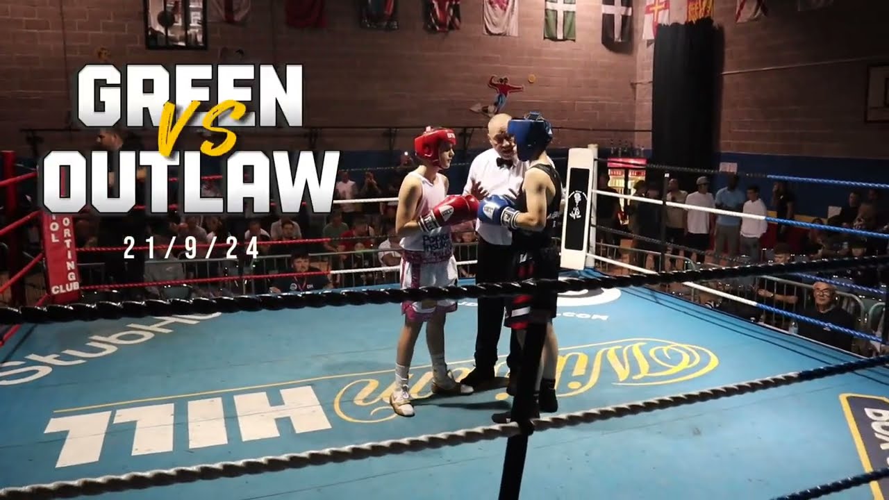 Exciting young boxers do battle! Full fight- Green v Outlaw background