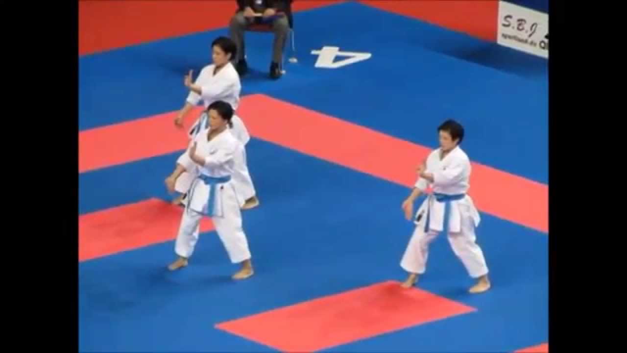 Team Kata SUPARIMPEI by Japan background
