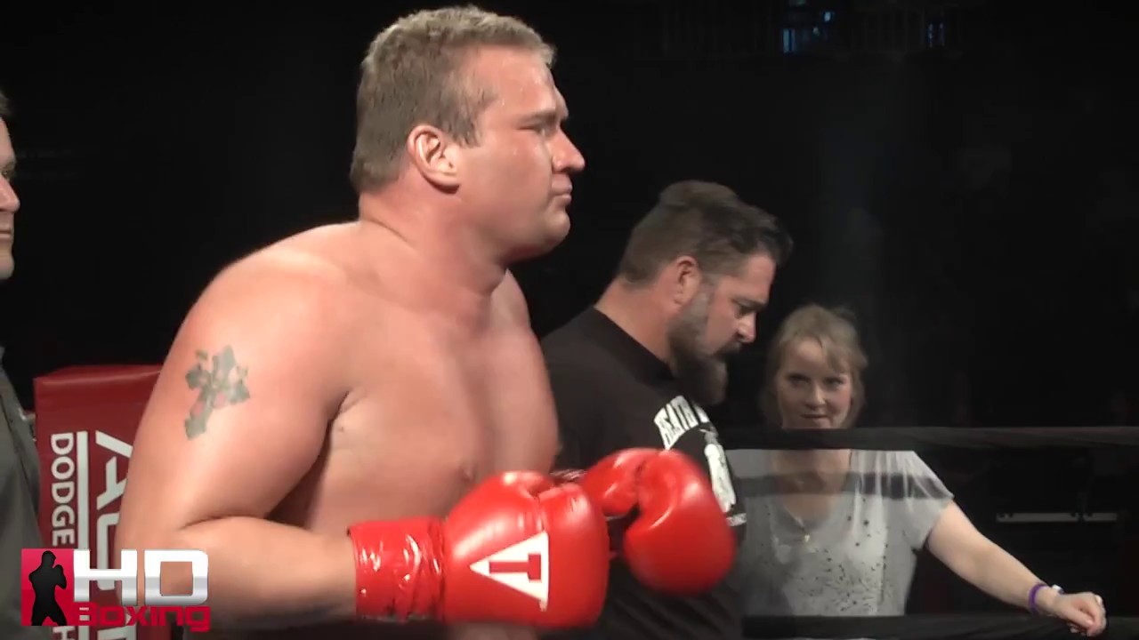 Wayne Heath vs Marvin Babe