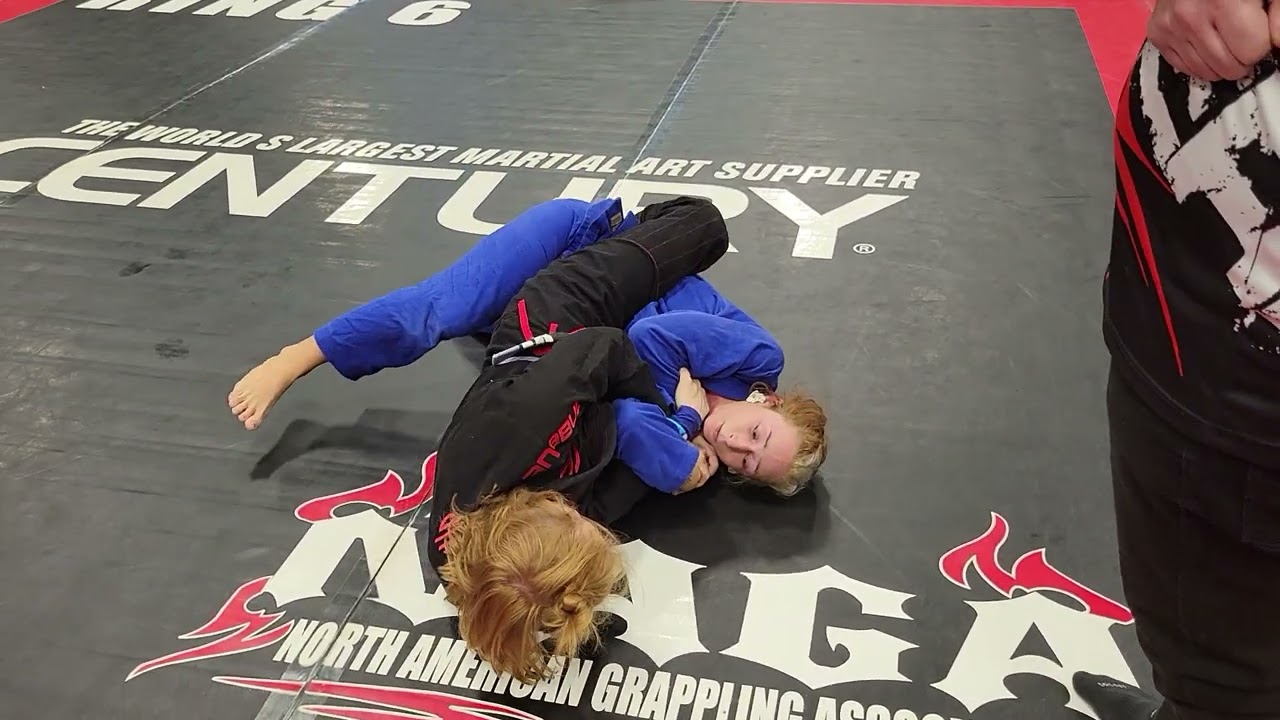 Female bjj match points win naga sav 2