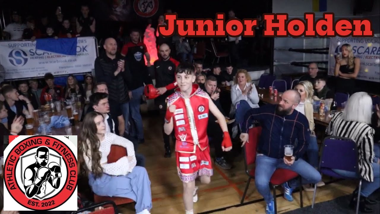 Doncaster amateur boxing Sensation Junior Holden in Battle Royale! Full Fight! background