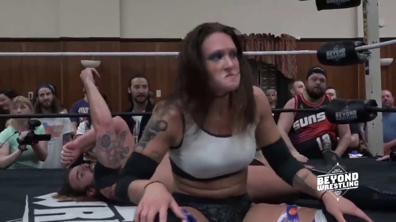 Free Match Kris Statlander vs Josh Briggs (Blood) Woman and Man fight