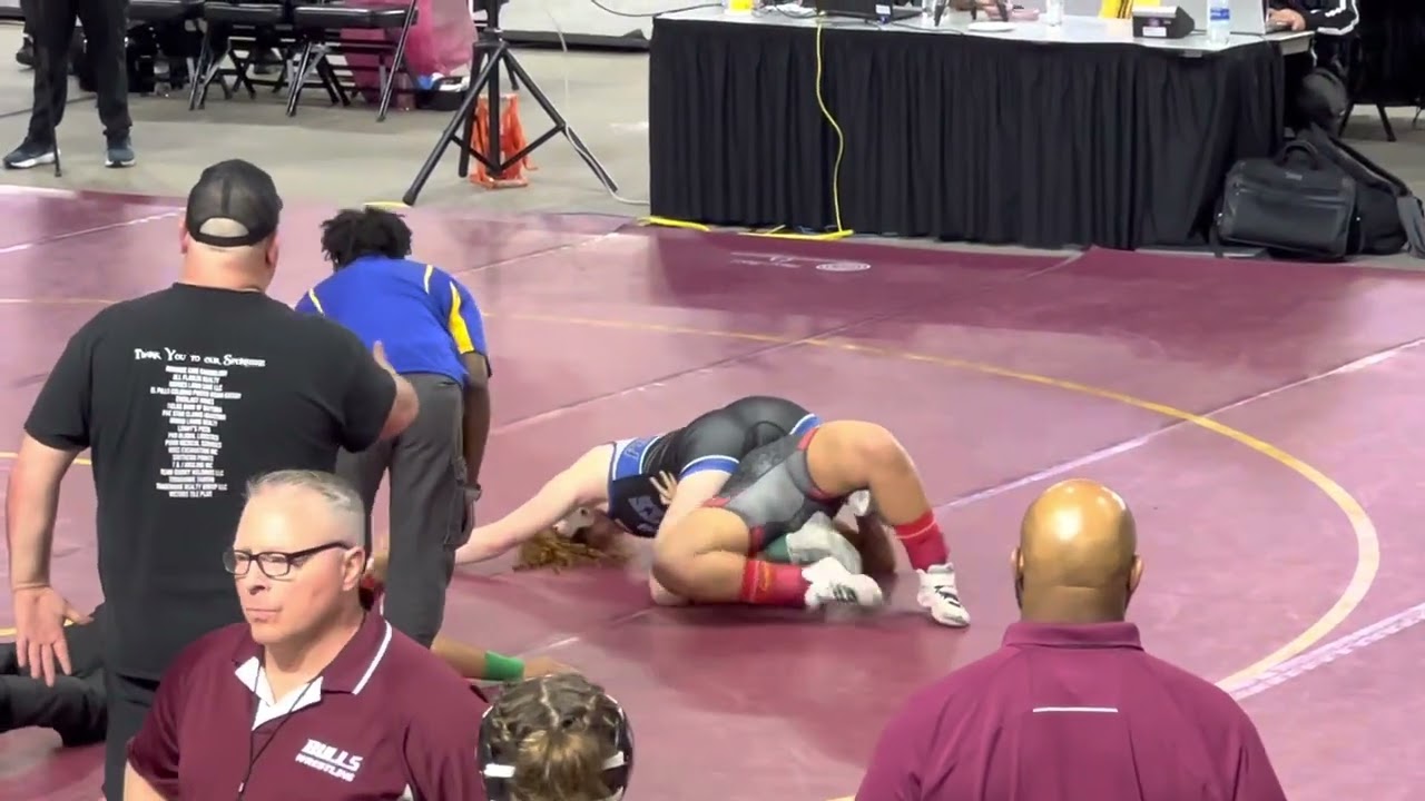 FHSAA Girls Wrestling State Semi Final 145lbs (Kendall Bibla/Elody Rodriguez) background