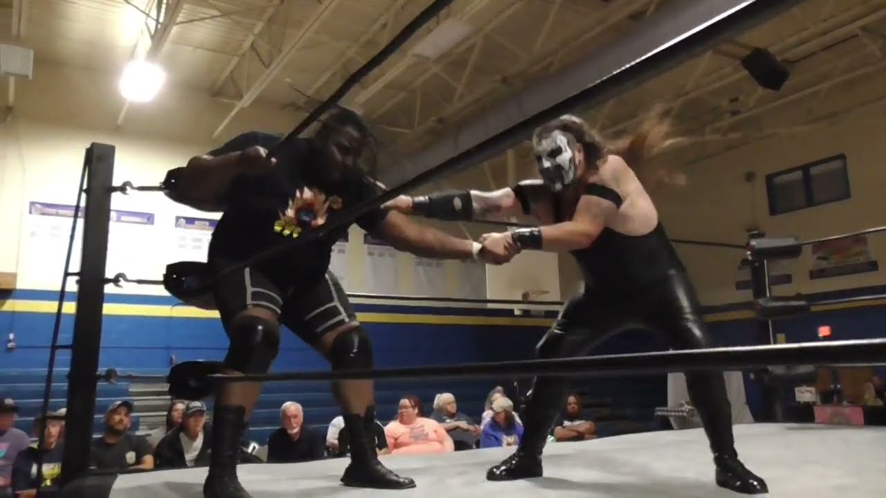 Sinn Krowley VS TDT VS Mike Mars for the FWA Heavyweight Championship background