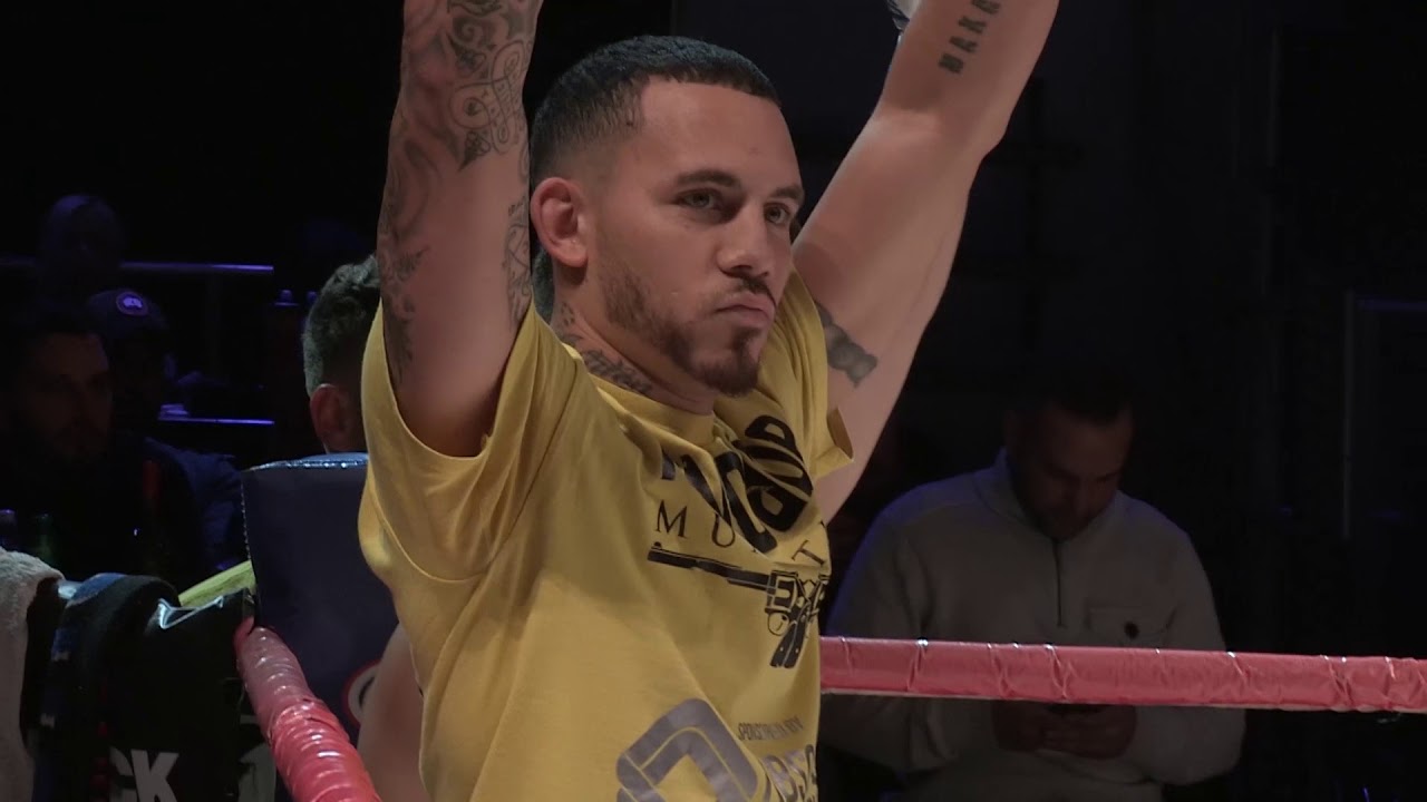 SFS IV : THE MASTERPIECE :: MATTEO DE ROSA VS LUKE PORTANIER √ background
