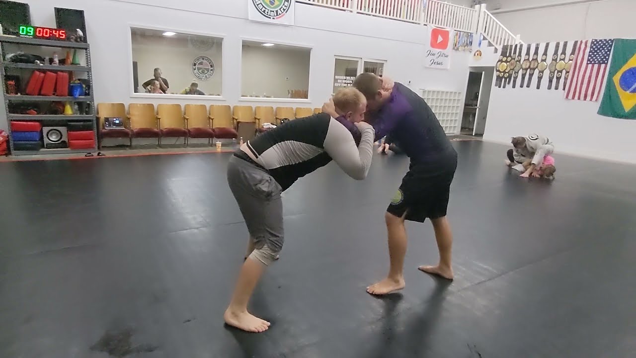 Purple belt vs White belt