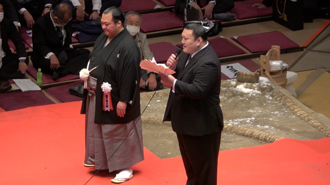 Ikioi's singing tribute to Toyonoshima (元勢が元豊ノ島に捧げた相撲甚句)
