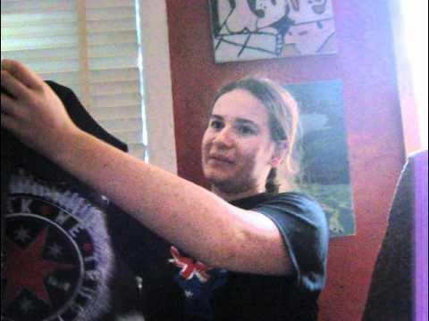 WWE Unboxing; 12 May 2012