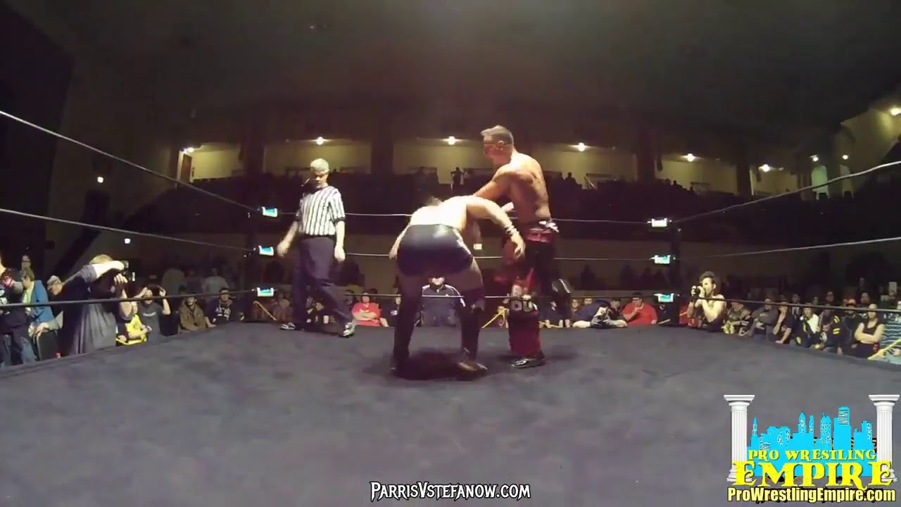 Robby Illuminati vs Andrew Palace backdrop
