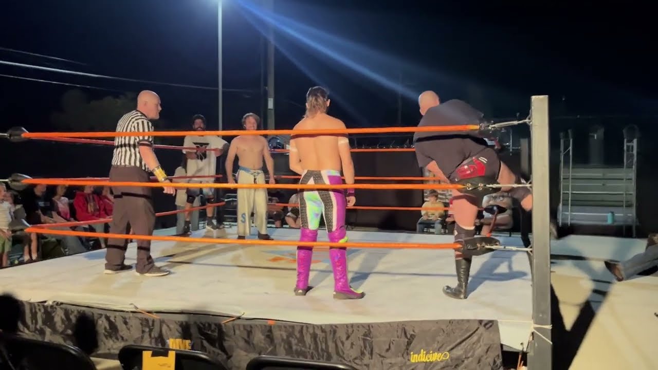 Dive Wrestling Gauntlet For The Gold: Sterling Silvers & Tony Nova vs The Trinity( Bravo & Matthews)