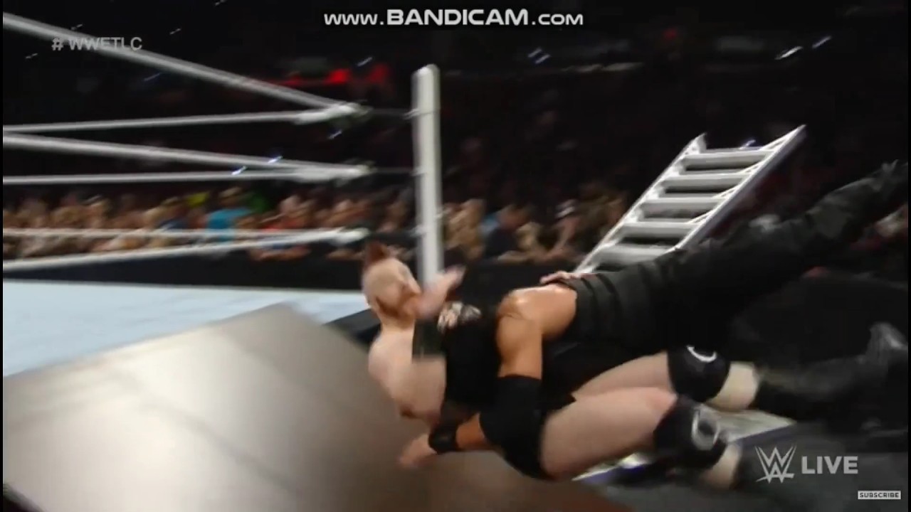 WWE Random Table - Ladder - Chair Moments #2