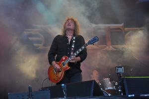 Dave Meniketti portrait
