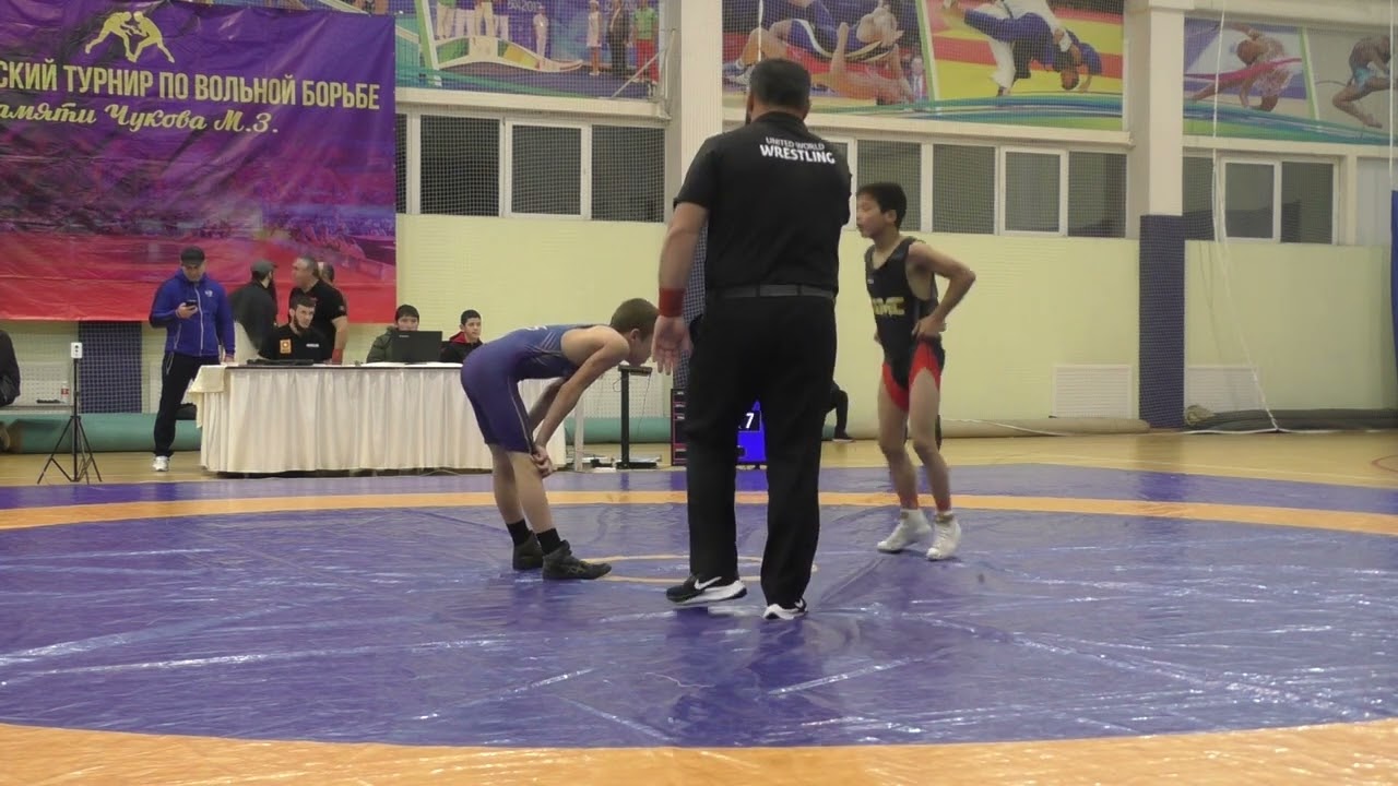 Абдулвахид Азимов (Ставропольский край) - Исмаил Пугоев (Ингушетия)