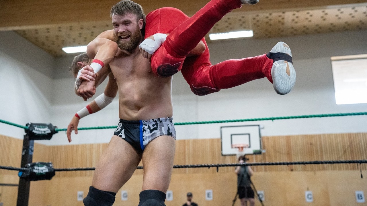 Full Match: Butch Armstrong vs Jay Stynes - IWA Championship Match - Titanic Wrestling background