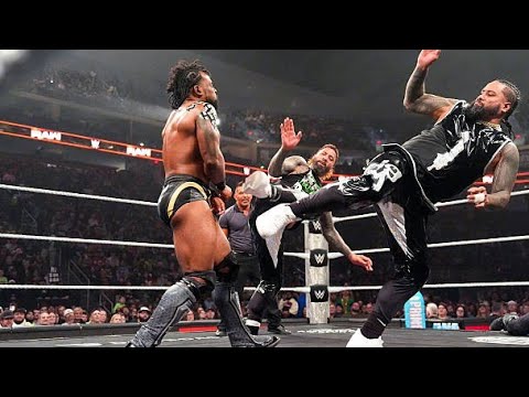 Jimmy & Jey Uso Vs The New Day _WWE RAW 15 DECEMBER 2025