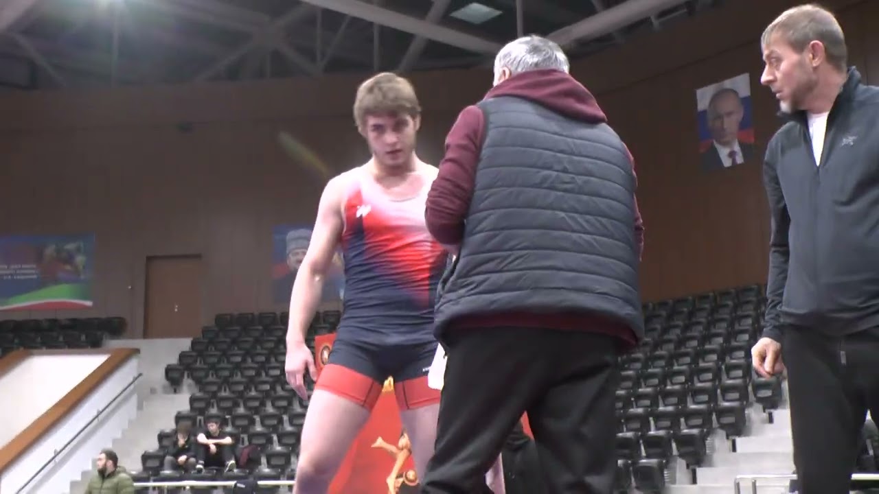 М-Салам Рамазанов (Дагестан) - Идрис Чалаев (Чечня)