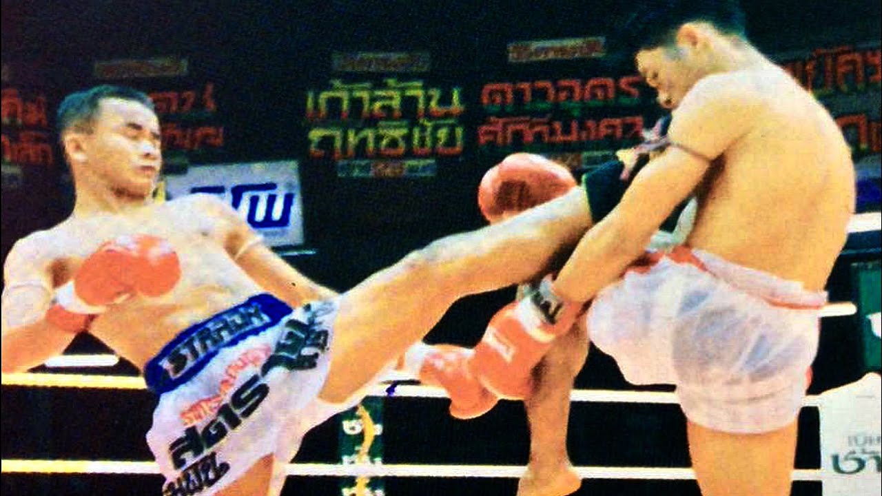 Jompoplek Sor Sumalee Highlights (จอมภพเล็ก ส สุมาลี) | Muay Thai มวยไทย background
