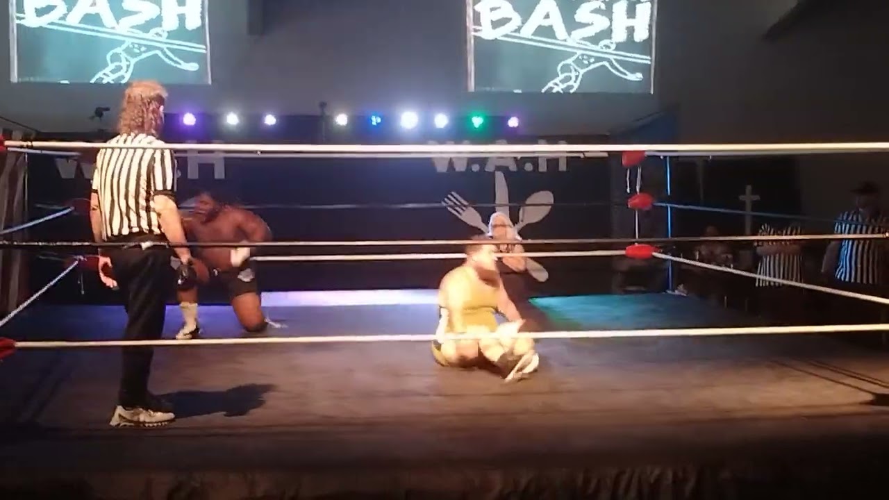 Dan Webber vs Chris Morrison Back to School Bash 8/20/2022 background