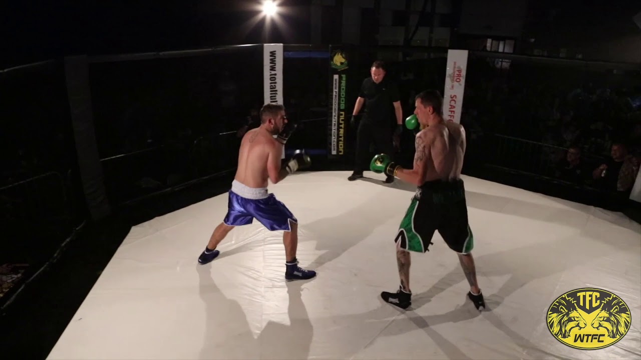 WTFCA Lee Edwards v Dave Walters backdrop