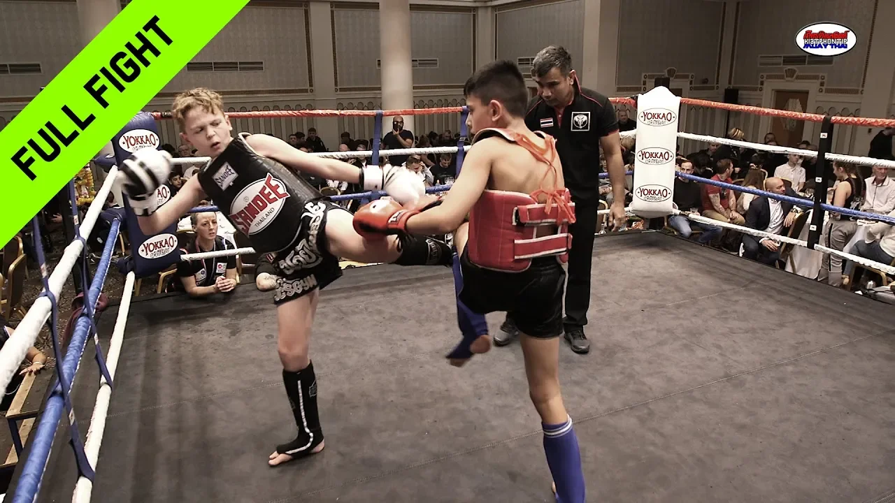 Rafae Kiatphontip vs Max Jolly | Championship Muay Thai background