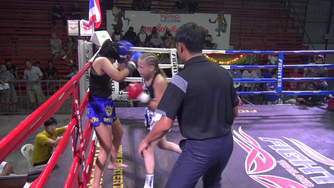 12 Year Old Makes Pro Debut: Quinty TigerMuayThai vs Pinmanee DragonMuayThai