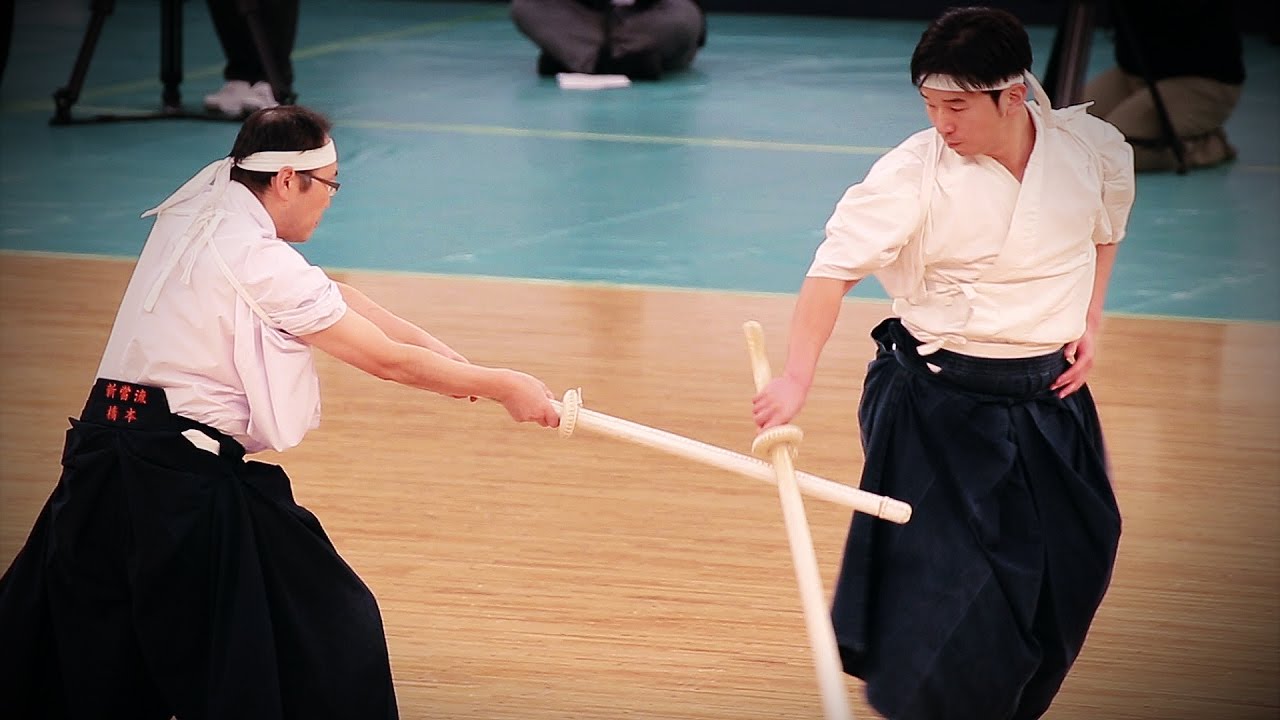 Kashima shintō-ryū kenjutsu - 39th Kobudo Demonstration Nippon Budokan 2016 background