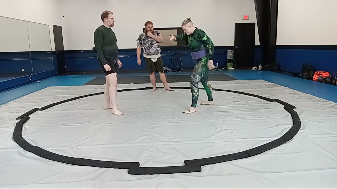 Single Forearm Tachiai Training background
