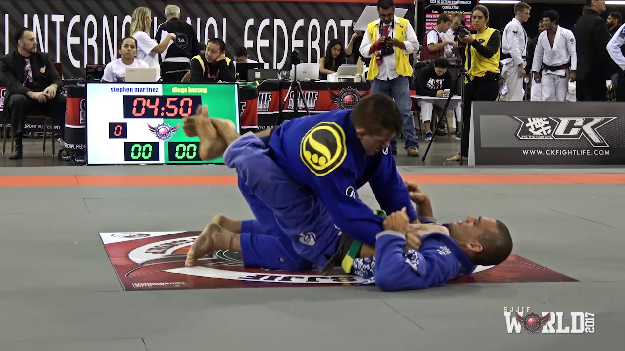 STEPHEN MARTINEZ VS DIEGO HERZOG