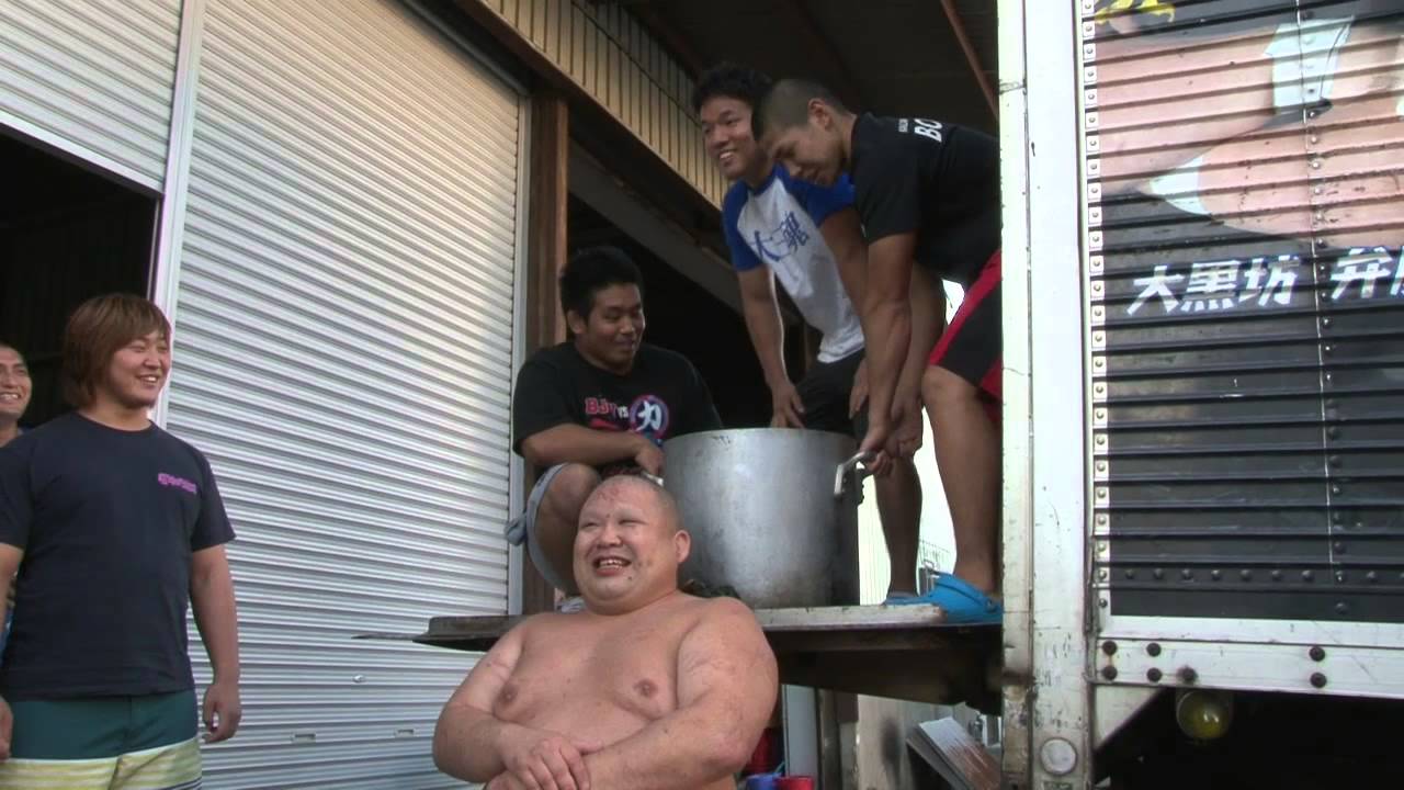 10月30日会見 デスマッチ王座にアブ小が挑戦