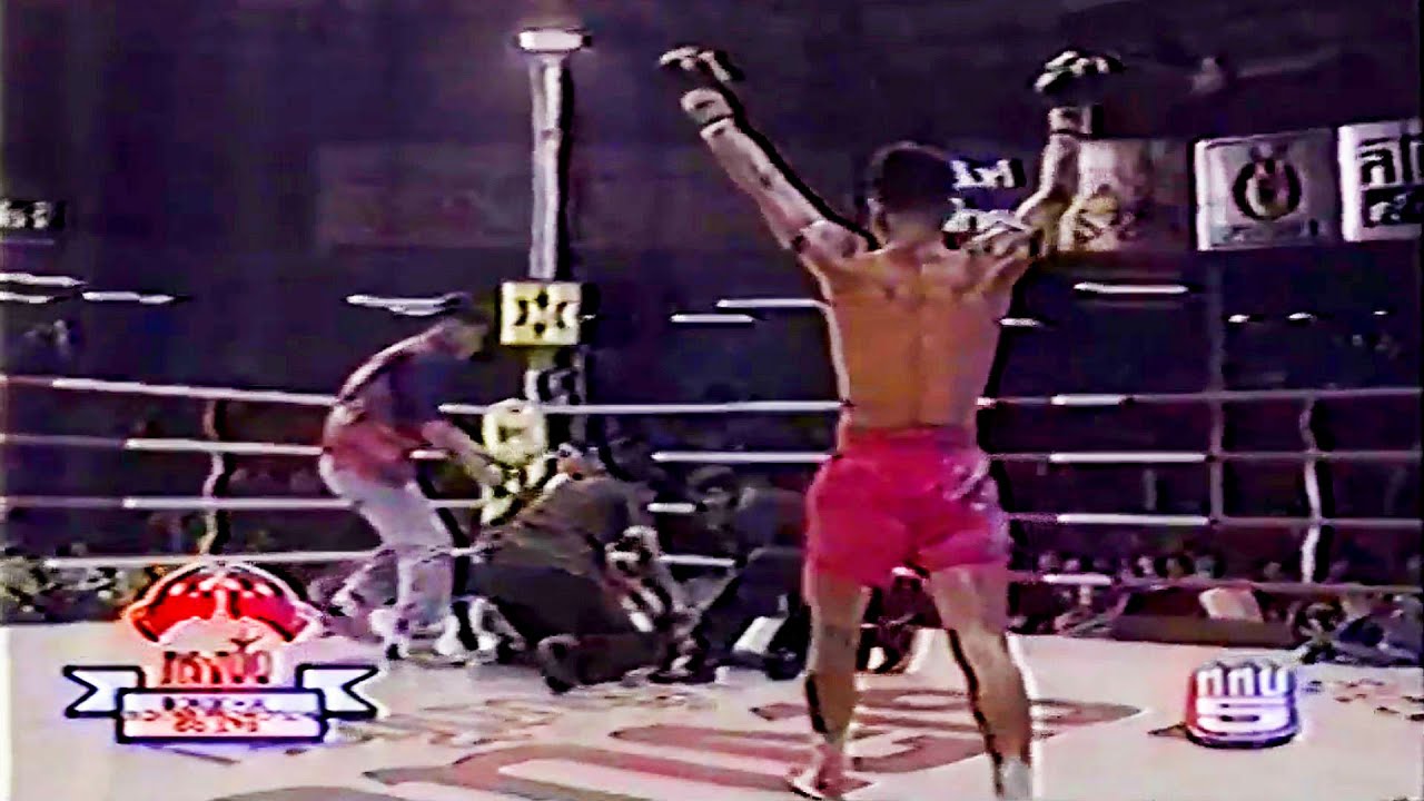 Parnpetch Muangsurin (พานเพชร เมืองสุรินทร์) Wrecking Machine (Highlights) | Muay Thai background