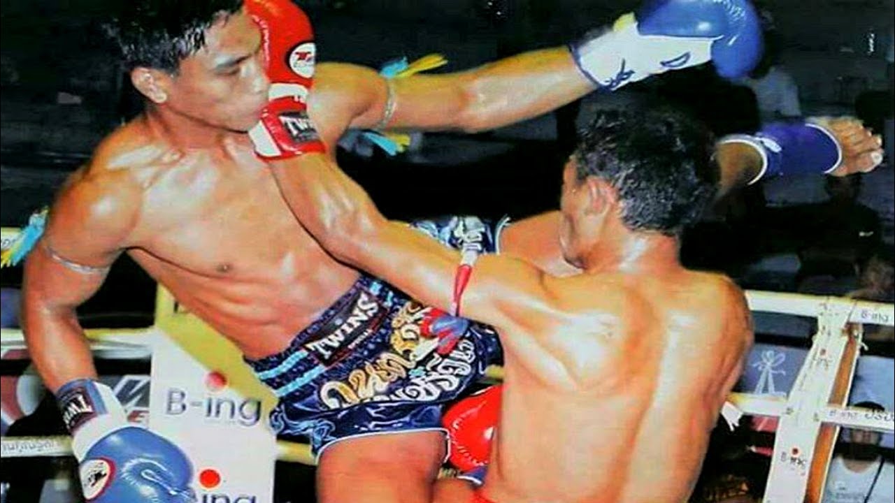 Muay Thai - Beautifully Technical Moments (Highlights/Knockouts) | มวยไทย