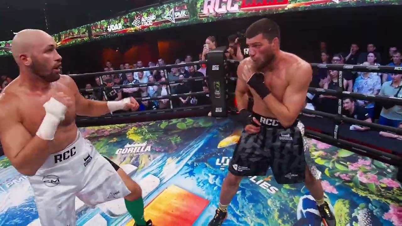 Валерий Мясников vs Магомед «Чёрная Кобра» Магомедов / Myasnikov vs Magomedov background
