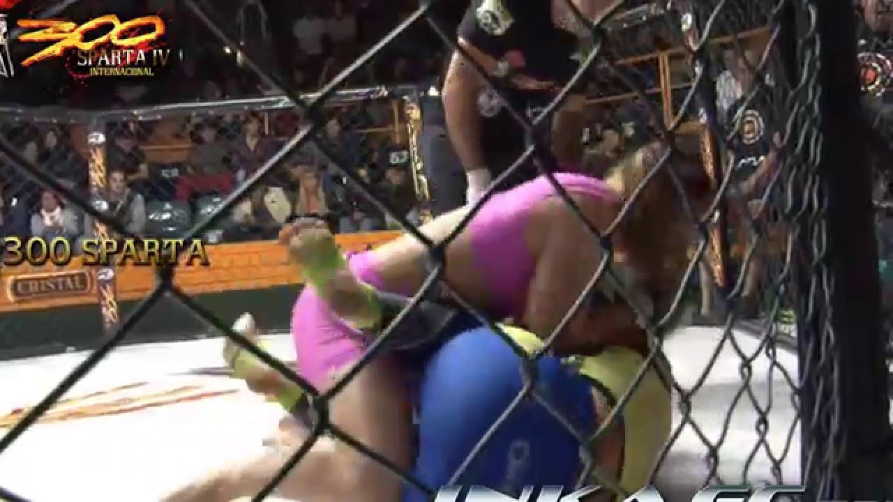 300 SPARTA IV - PELEA ESTELAR: (BRA) CARINA DAMM "BARBIE" VS YELKA TORRES "PRINCESA INKA" (PER)