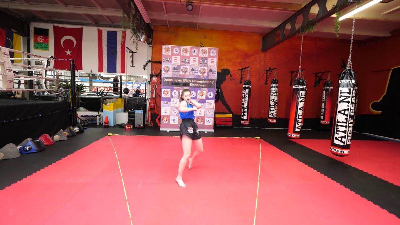 Shadow Box (NED) Selina van den Hurk - J 15 Female Youth background
