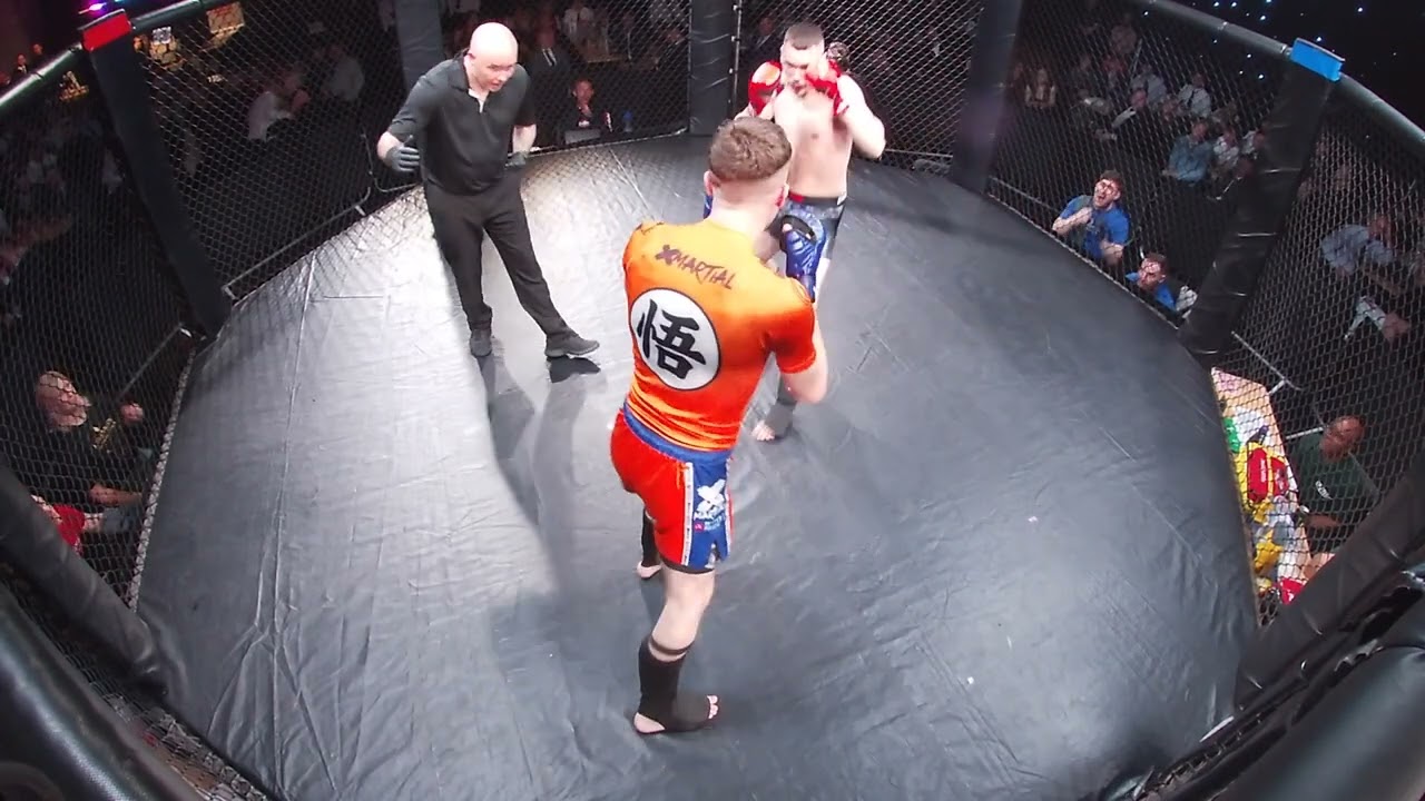 NORWICH | ULTRA MMA | BEN NO ICE BEATTIE VS DAREN THE DESTROYER COUSENS background