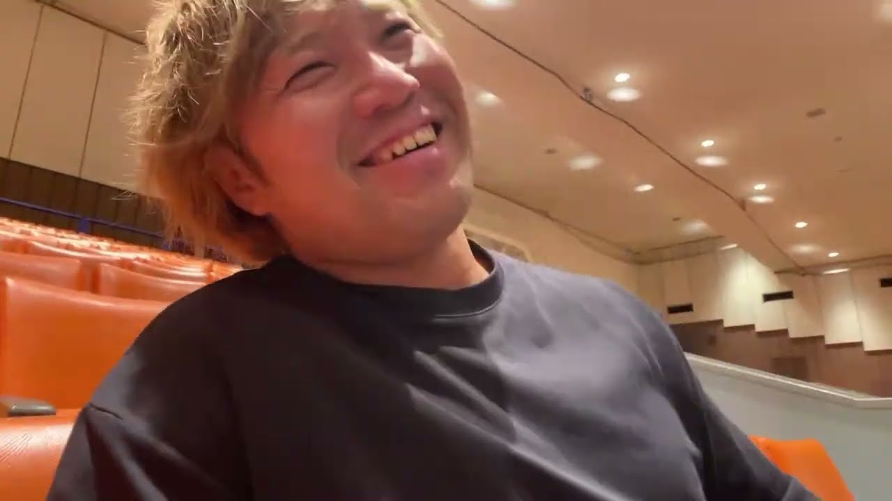 明けましておめでとうございます&新年初勝利生配信! background