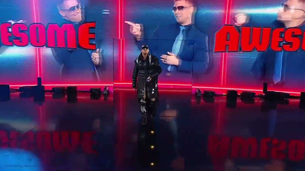 Ilja Dragunov RETURNS to answer the U.S. Open Challenge | SmackDown Oct 17, 2025 background