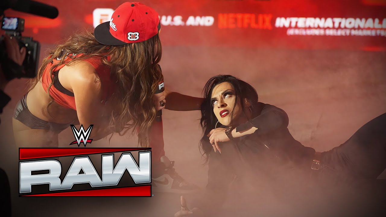 نيكي بيلا تعتدي على ستيفاني فاكير وتطالب باللقب – راو ١٧ نوفمبر ٢٠٢٥