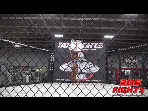 305 FIGHTS Divas