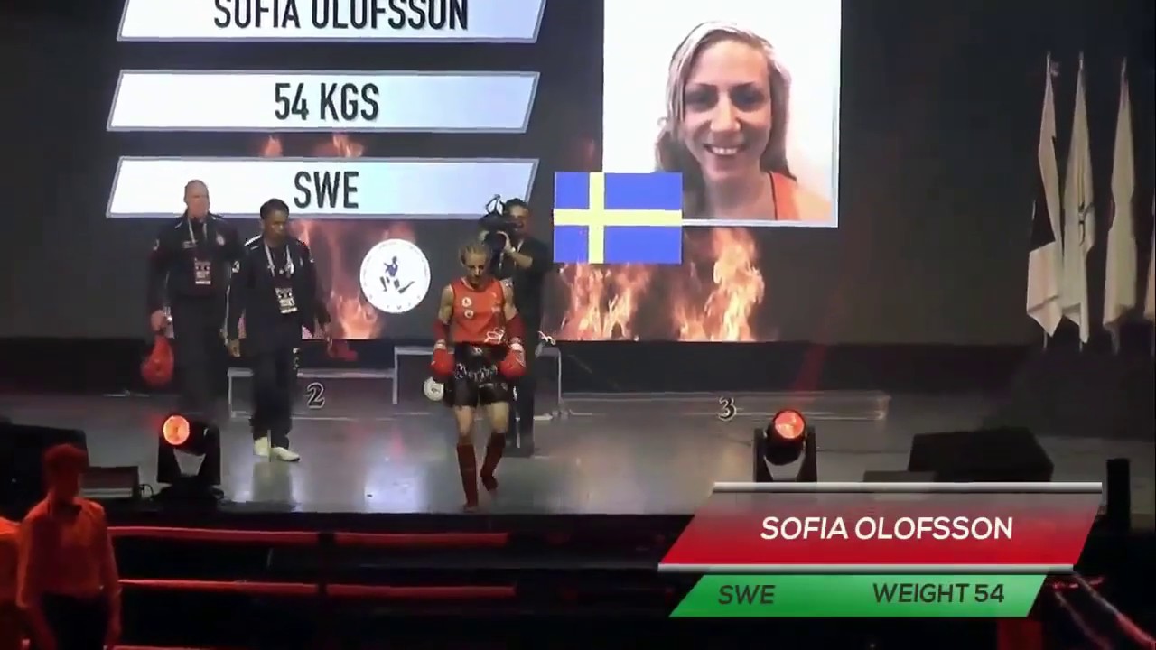 Sofia Olofsson V Chommanee Teahiran in a battle for gold World Muaythai Championships 2018 background