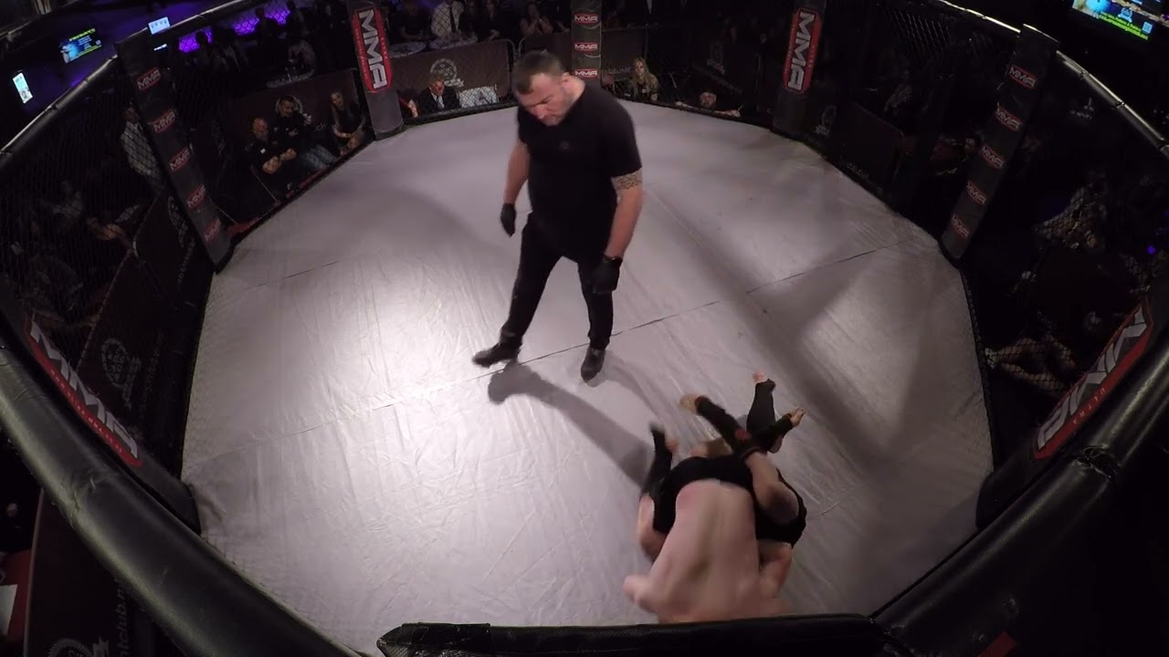 Kent | ULTRA MMA | CAI IRELAND VS KYLE TUCK background