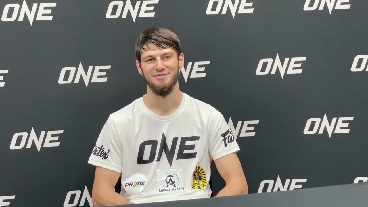 Асадулла Имангазалиев после жесткого нокаута на ONE Lumpinee 147: «Хочу драться с Родтангом!»