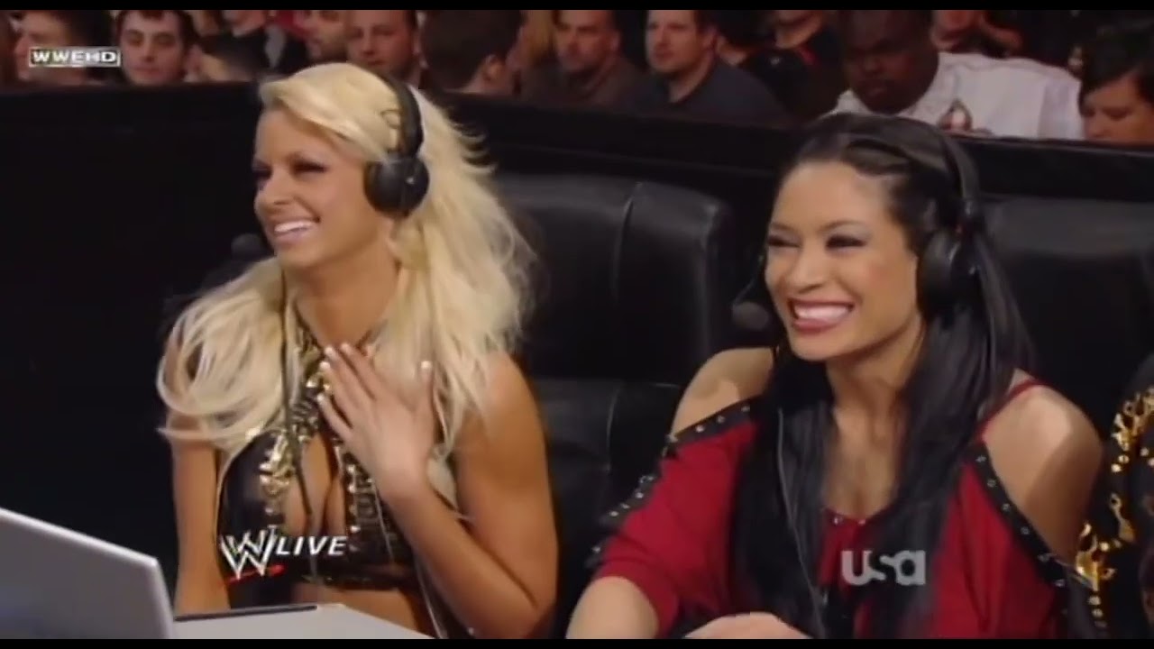 Mickie James & Kelly Kelly vs. Jillian Hall & Beth Phoenix: Raw, Mar. 2, 2009