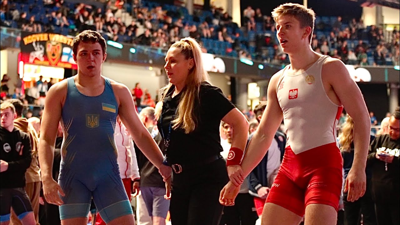 U17 Jan Lewanderski (POL) vs Renat Shakhbazov (UKR) 80kg. Freestyle boys wrestling. B-cam-man backdrop