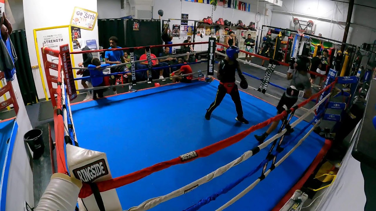 Sparring With Chris From Grass hoper.