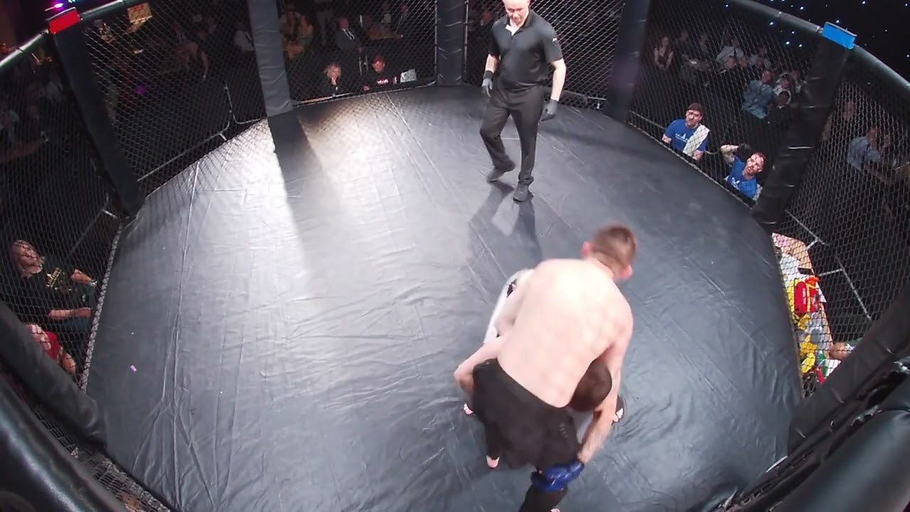 NORWICH | ULTRA MMA | JAKE 'THE SNAKE' AMPLEFORD VS J KO W background