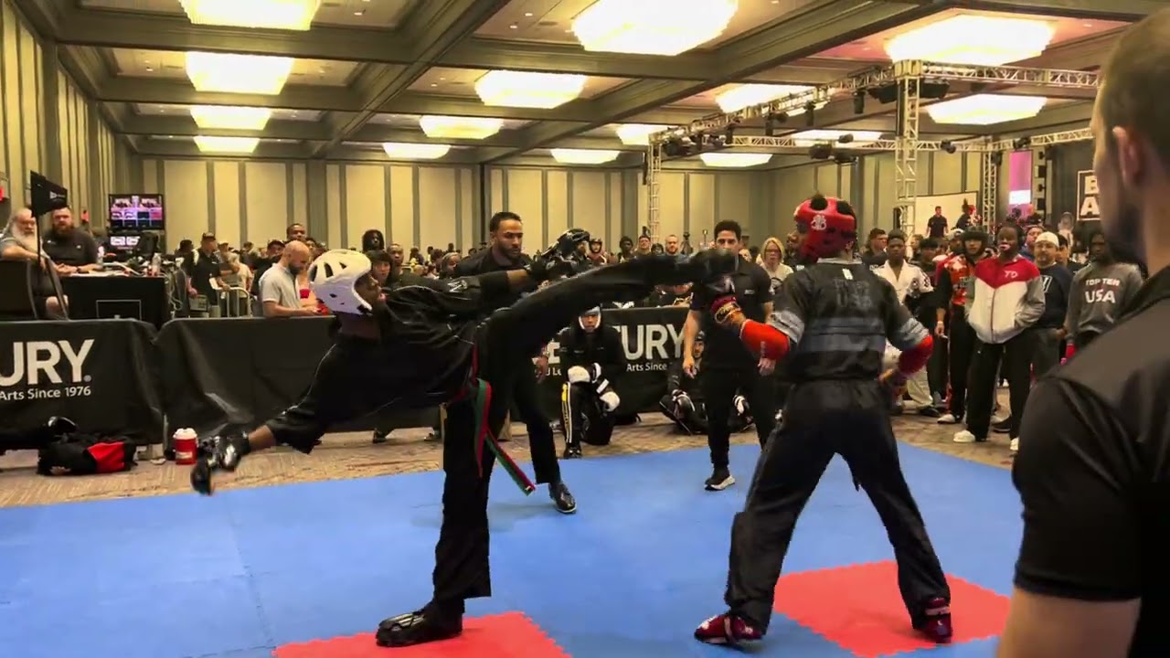 Kareem Abdulla vs Trey Browne Williams Light Middleweight Sparring - Battle of Atlanta 2025 background