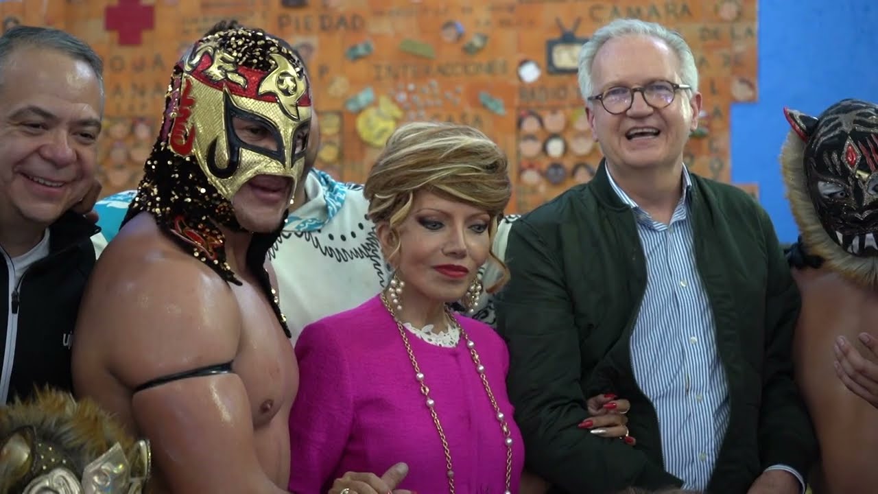 Visita ESPECIAL a la CASA DE LA AMISTAD | Lucha Libre AAA backdrop