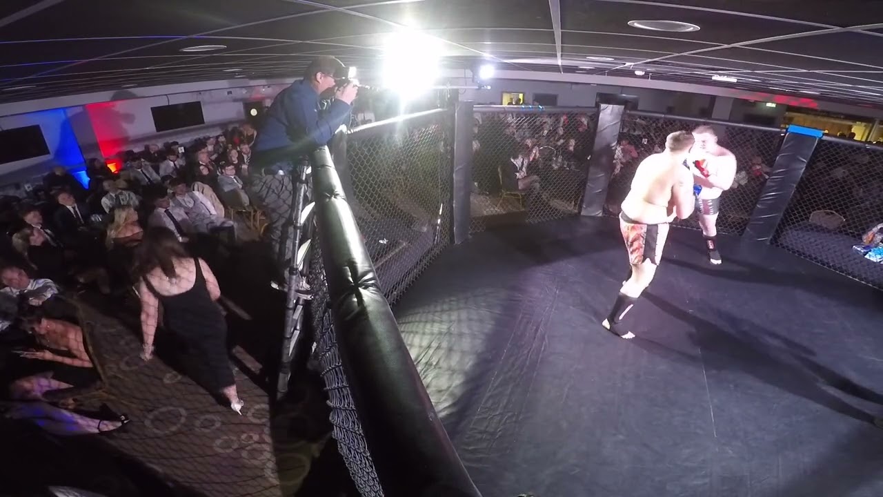 HULL | MMA | JOHN CARMICHAEL VS JACK PETTERSON background