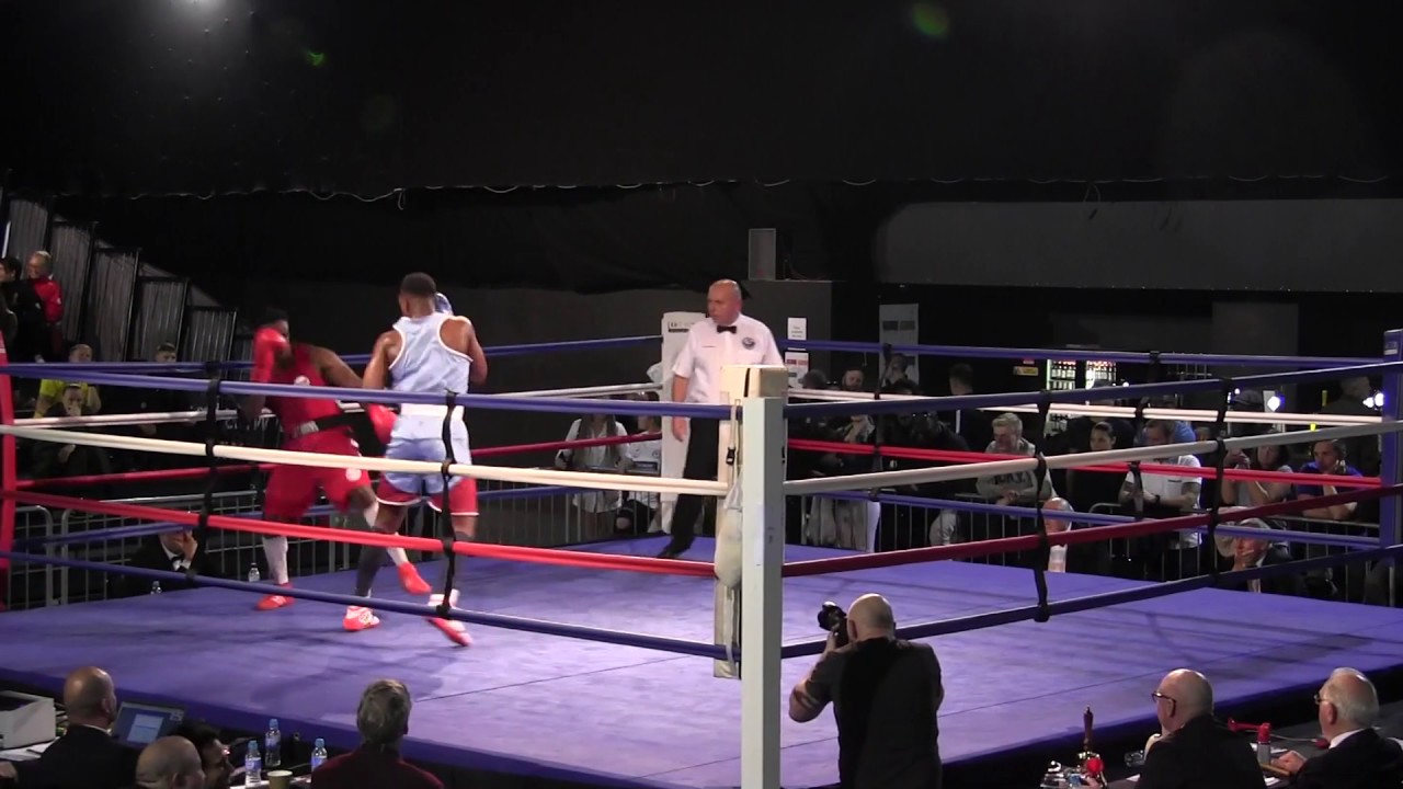 Natty Ngwenga ENG v Viddal Riley GBR 91 Elite Championship Semi Final 2017